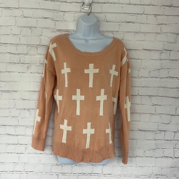 Knitted crosses  sweater - Picture 1 of 9